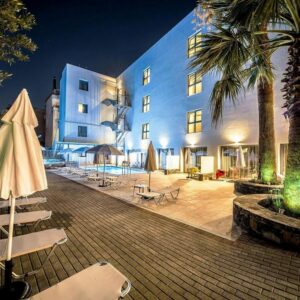 Last Minute Pollis Hotel