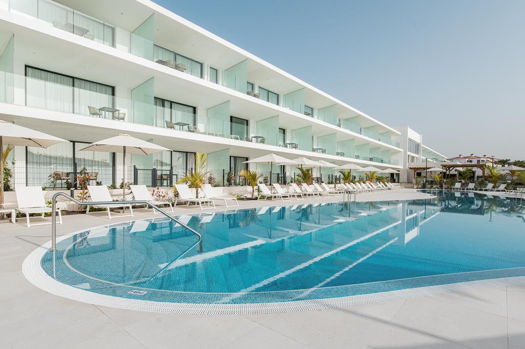 Last Minute Amarilla Golf Residences