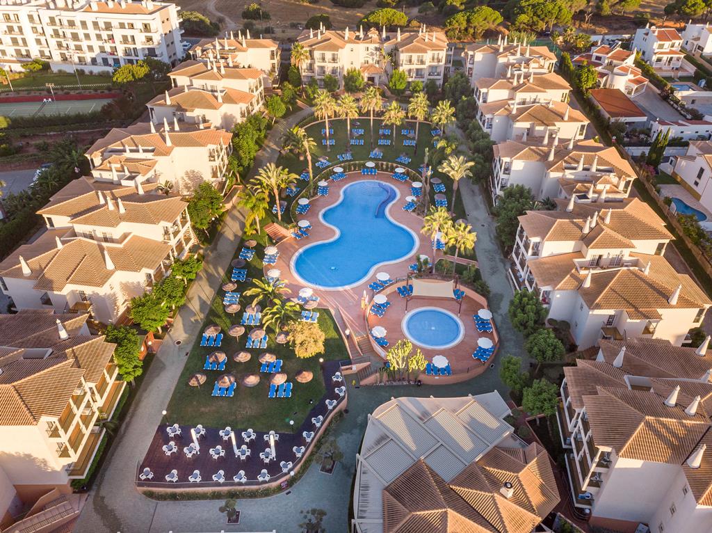 Last Minute 3HB Clube Humbria