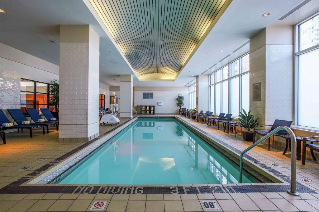 Last Minute Embassy Suites Magnificent Mile RFKM